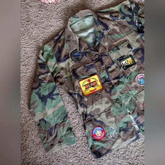 Camo Army Jacket with Boyscouts Of America Merits And Patches - Picture 3 of 16